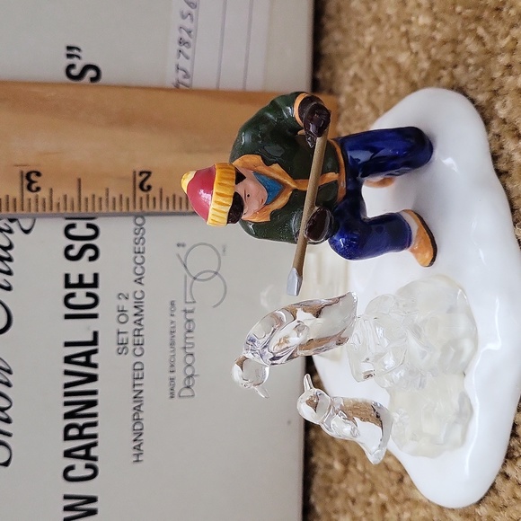 Dept. 56 "Snow Village" Snow Carnival Ice Sculptures - set of 2 - Picture 5 of 9